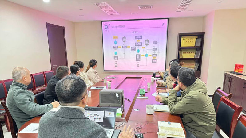 華通商貿(mào)深化短視頻運(yùn)營培訓(xùn)賦能農(nóng)貿(mào)市場服務(wù)升級